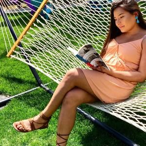 Meet your Posher, Charelle